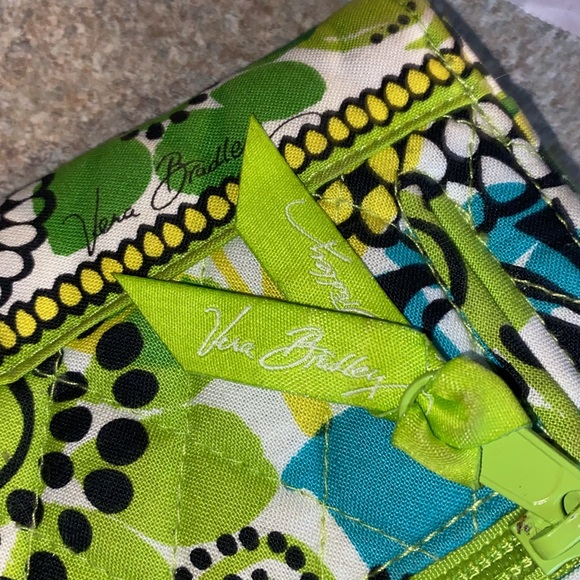 LOW START Vera Bradley double sided wallet - Picture 2 of 5